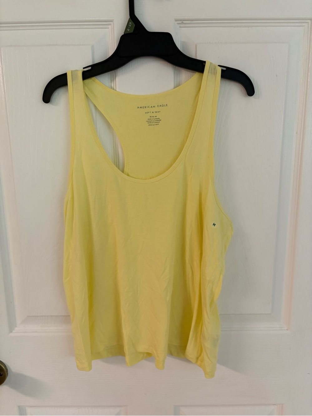 NEW American Eagle Outfitters Women’s Light Yellow Racerback Tank